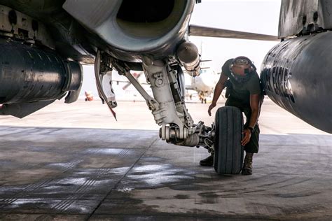 F-18 Hornet Maintenance